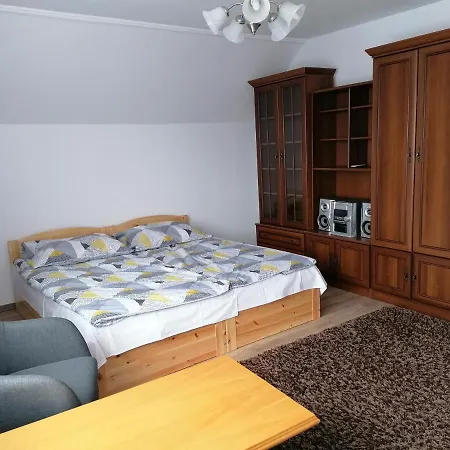 Balazs Vendeghaz Apartment Felsoors