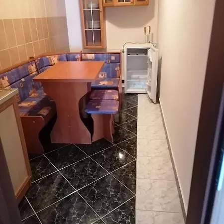 Balazs Vendeghaz Apartment